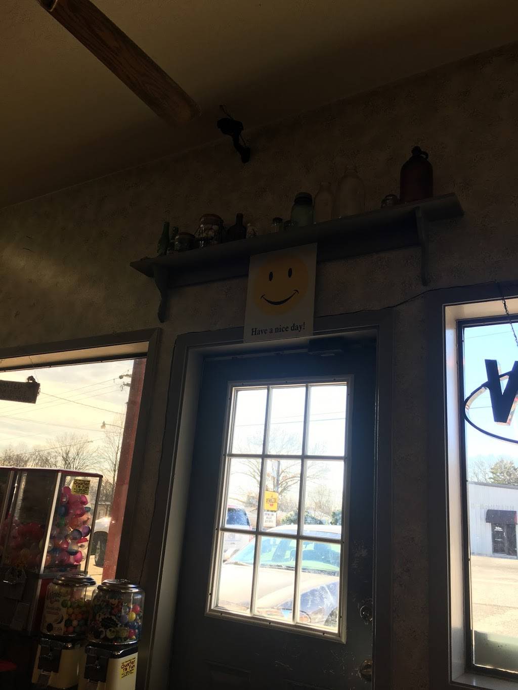 E & B Bigger Burgers | restaurant | 2170 N Central Ave, Batesville, AR 72501, USA | 8706989088 OR +1 870-698-9088