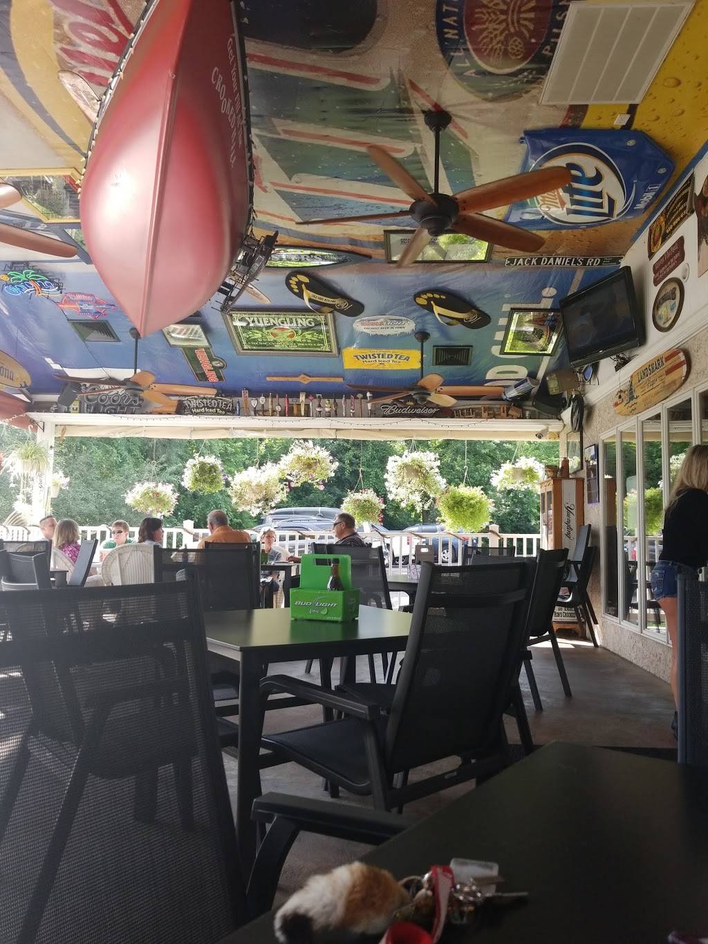 Rons Crooked Hill Tavern & Restaurant | restaurant | 1271 N Sanatoga Rd, Pottstown, PA 19464, USA | 6103265500 OR +1 610-326-5500