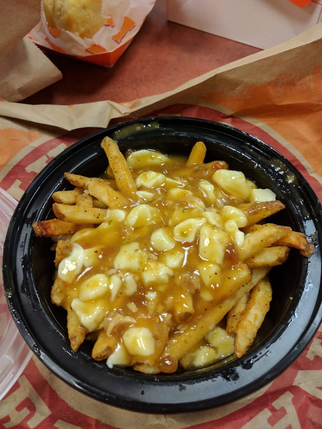 Popeyes | restaurant | 6125 Yonge St, North York, ON M2M 3W8, Canada | 4162215484 OR +1 416-221-5484