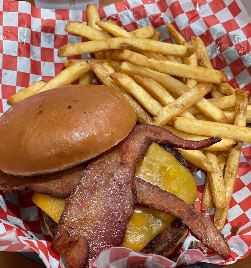 The Ranch Steakhouse Phelan | restaurant | 4264 Phelan Rd, Phelan, CA 92371, USA | 4429369111 OR +1 442-936-9111