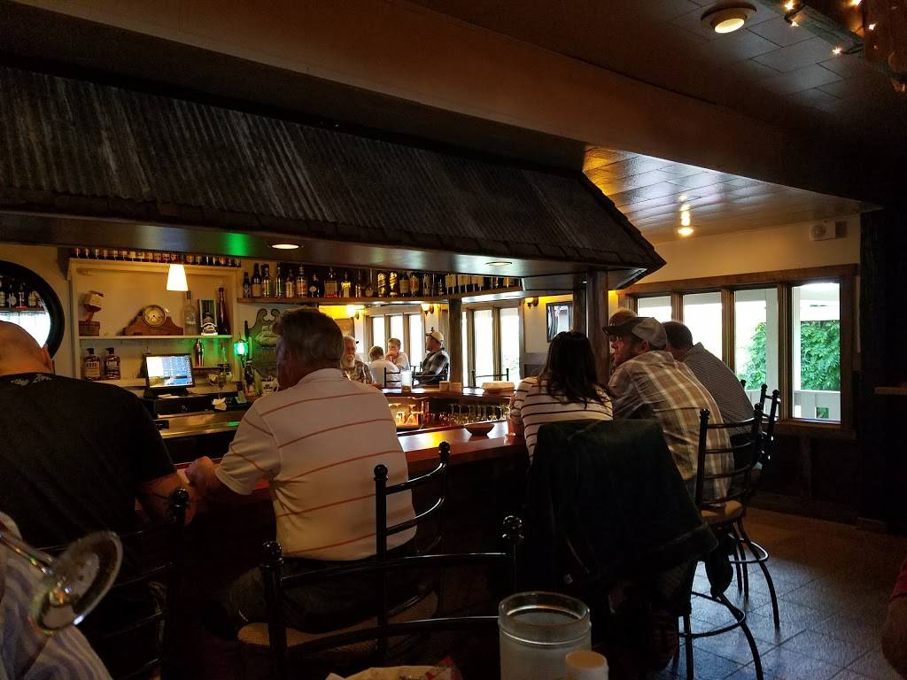 High View Inn | restaurant | W7766 Perkinstown Ave, Medford, WI 54451, USA | 7157857847 OR +1 715-785-7847