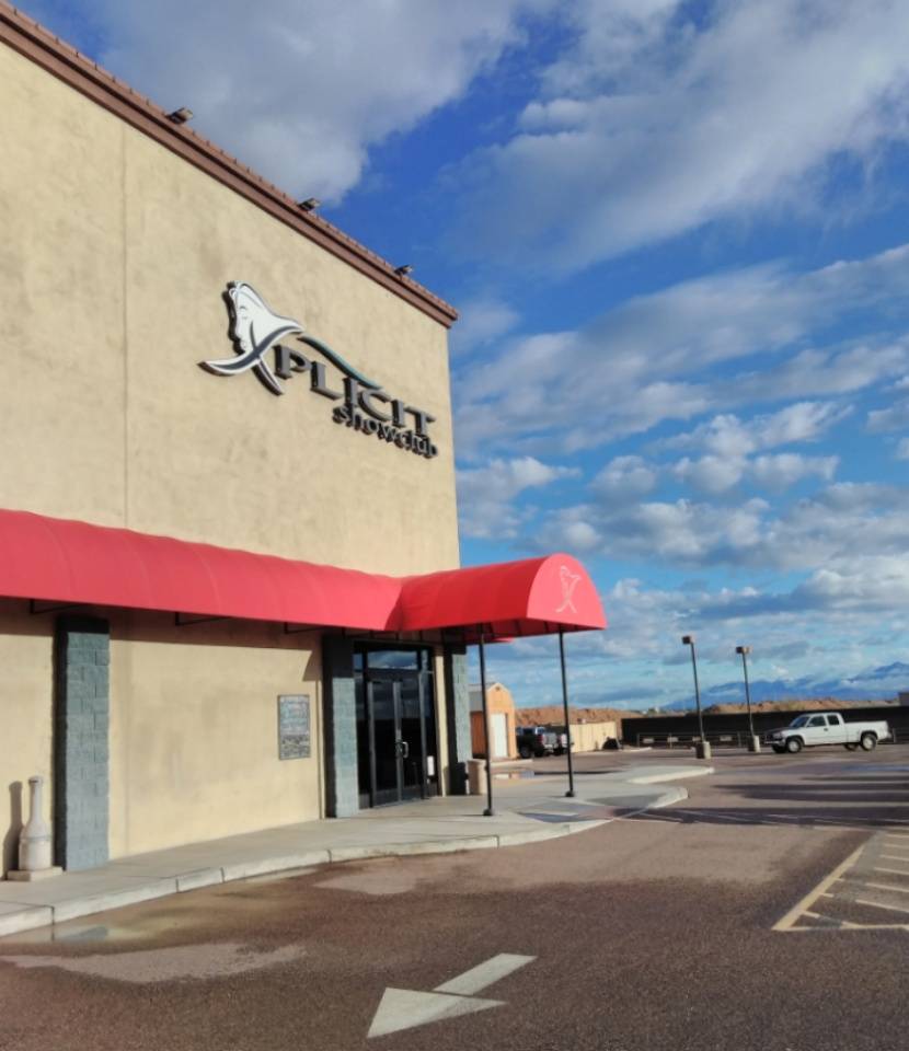 Xplicit Showclub | restaurant | 11701 W Glendale Ave, Glendale, AZ 85307, USA | 6238721365 OR +1 623-872-1365