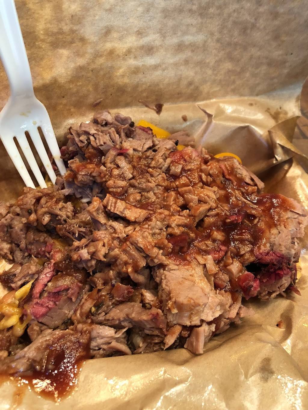 Dickeys Barbecue Pit | restaurant | 12270 Base Line Rd, Rancho Cucamonga, CA 91730, USA | 9092337899 OR +1 909-233-7899