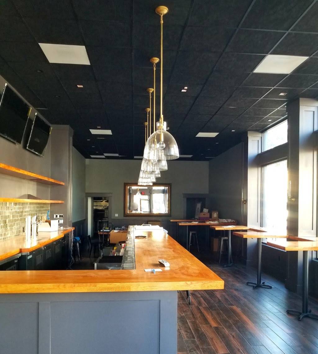 Town Tavern | restaurant | 1437 Park St, Alameda, CA 94501, USA | 5105231041 OR +1 510-523-1041