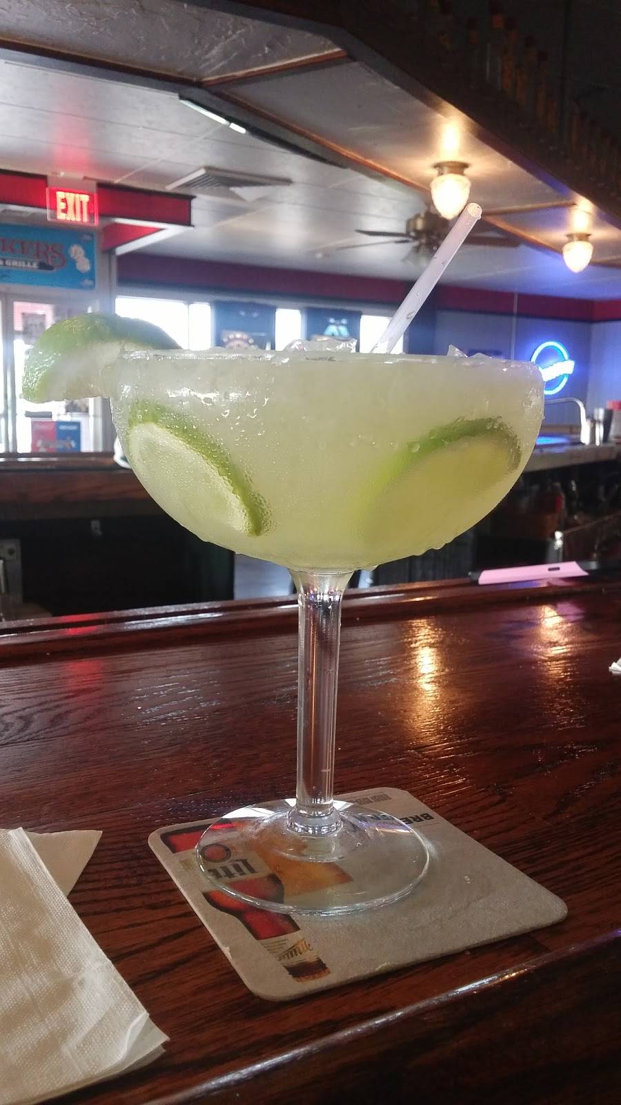 Shakers Public House | restaurant | 385 Georgesville Rd, Columbus, OH 43228, USA | 6143725847 OR +1 614-372-5847