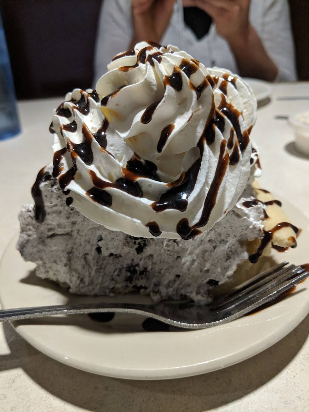 Theos Restaurant | restaurant | 632 Wheeling Ave, Cambridge, OH 43725, USA | 7404323878 OR +1 740-432-3878