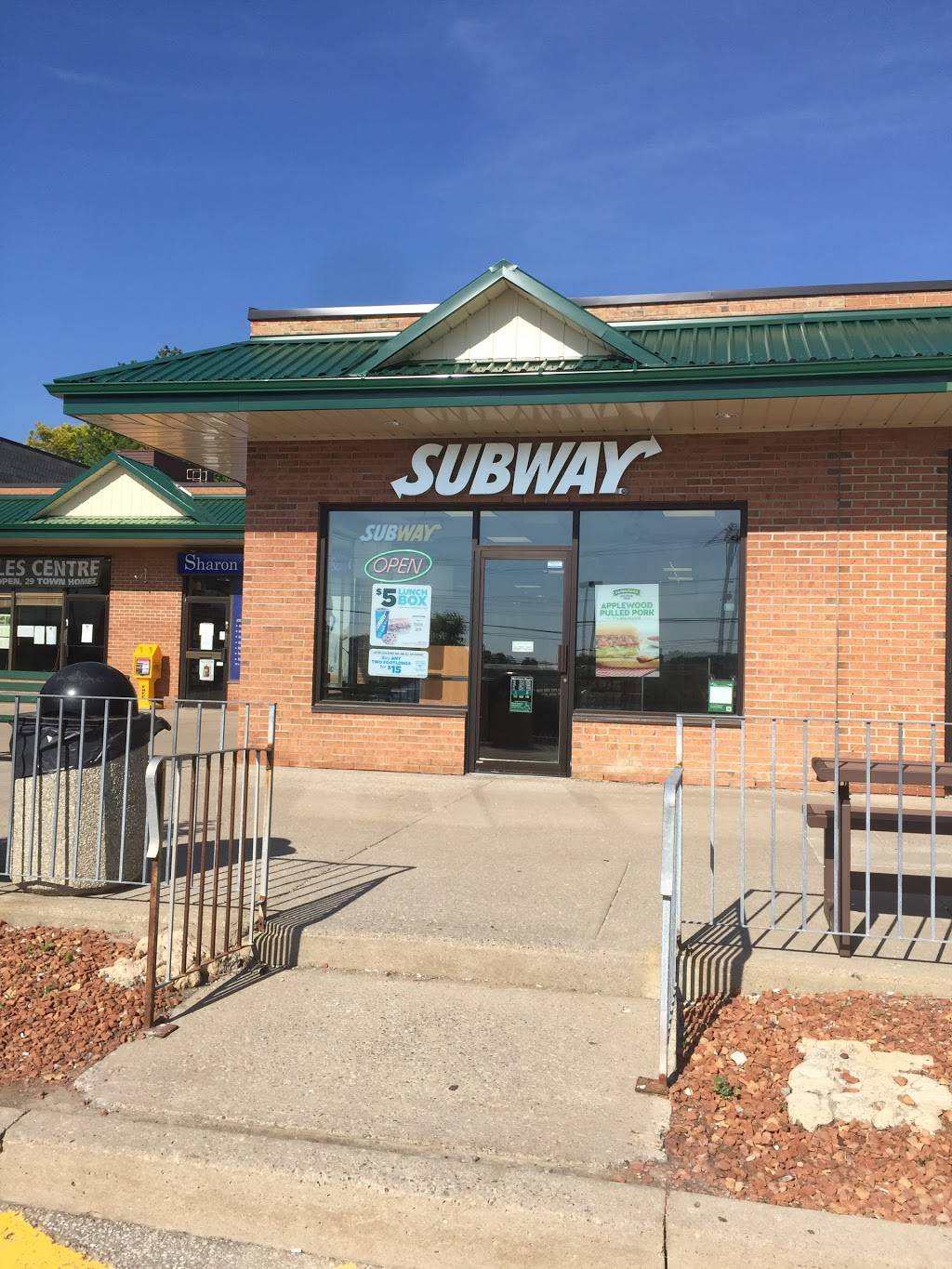 Subway | restaurant | Sharon Plaza, 19101 Leslie St #4, Sharon, ON L0G 1V0, Canada | 9054787999 OR +1 905-478-7999