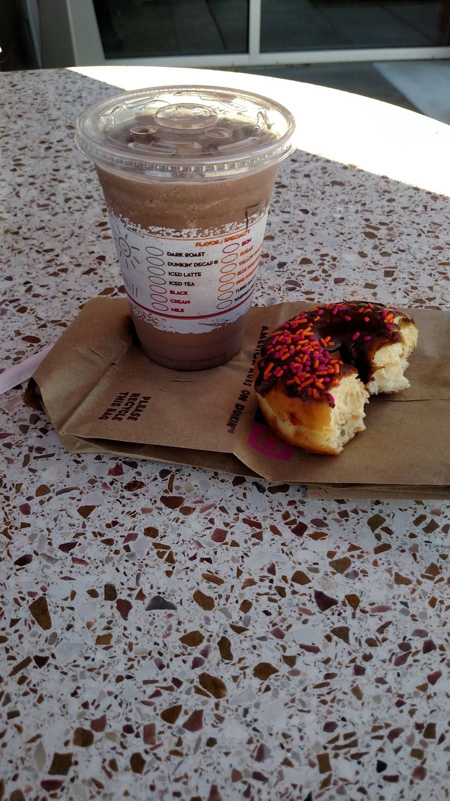 Dunkin | bakery | 5010 Foothills Blvd, Roseville, CA 95747, USA | 9167713801 OR +1 916-771-3801