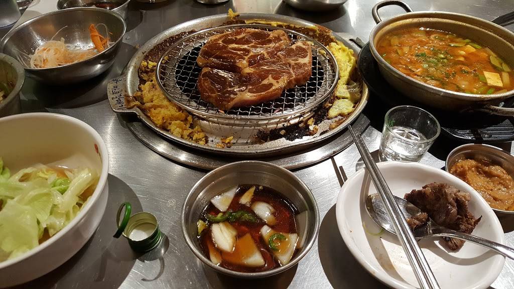 Jjang Cooks | restaurant | 136-71 Roosevelt Ave, Flushing, NY 11354, USA | 7184606200 OR +1 718-460-6200