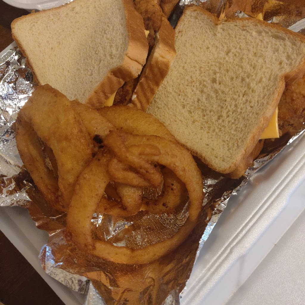 Hott Boxx | restaurant | 2206 Indiana Ave, St. Louis, MO 63104, USA | 3142702842 OR +1 314-270-2842