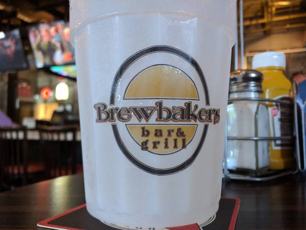 Brewbakers Bar & Grill | restaurant | 9482 Renner Blvd, Lenexa, KS 66219, USA | 9133222739 OR +1 913-322-2739