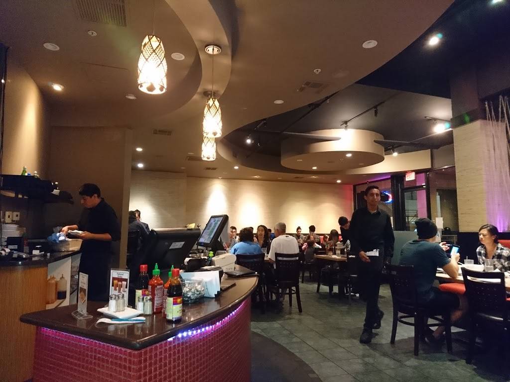 Mama Hongs Vietnamese Kitchen | restaurant | 11819 Wilshire Blvd #106B, Los Angeles, CA 90025, USA | 3103127881 OR +1 310-312-7881