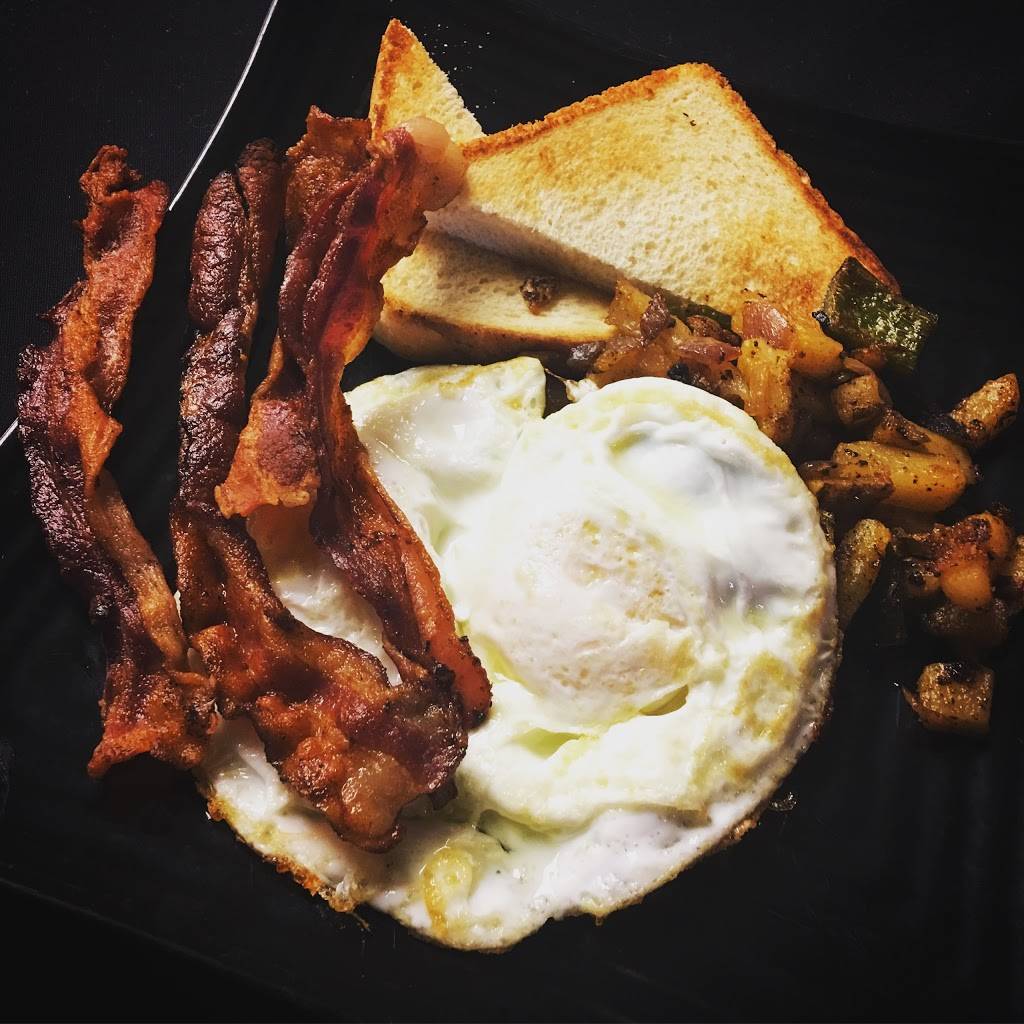 Green Door Public House | restaurant | 600 S Harwood St, Dallas, TX 75201, USA | 2147490240 OR +1 214-749-0240