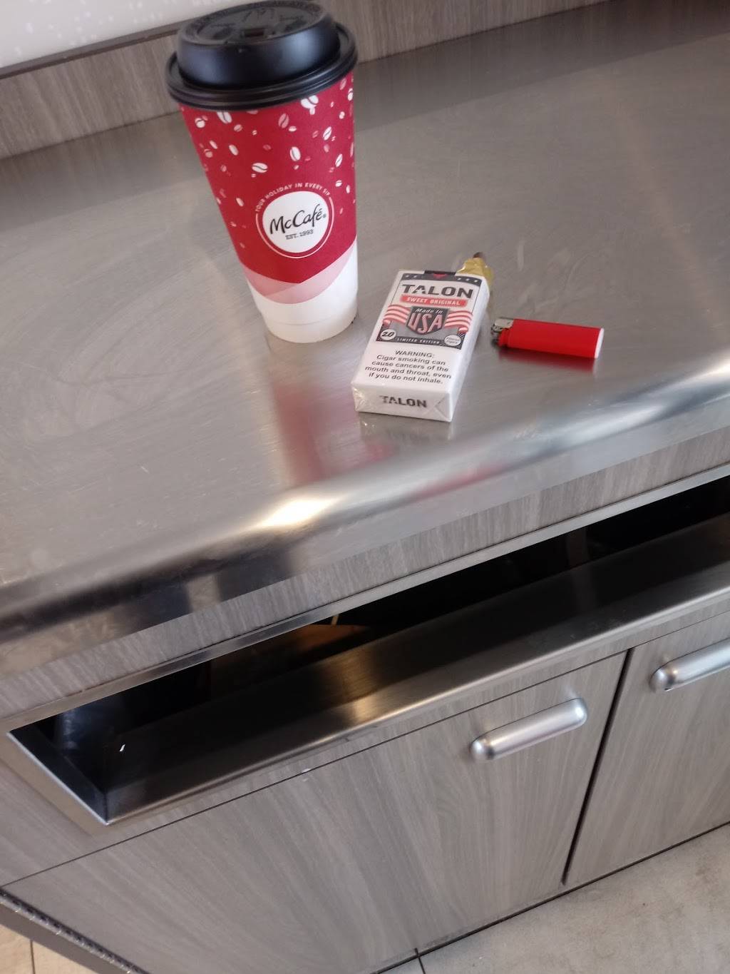 McDonalds | cafe | 2612 W Morgan Ave, Milwaukee, WI 53221, USA | 4146451333 OR +1 414-645-1333