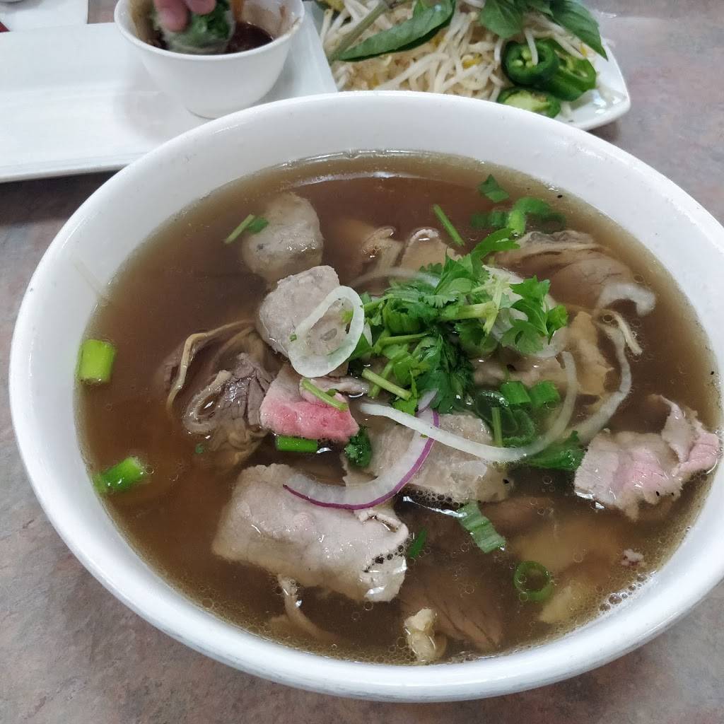 iPho | restaurant | 46825 Warm Springs Blvd, Fremont, CA 94539, USA | 5106838951 OR +1 510-683-8951