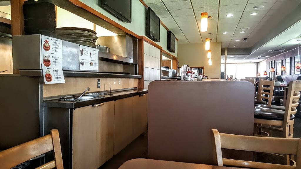 Dennys | restaurant | 6598 W Broad St, Richmond, VA 23230, USA | 8042887553 OR +1 804-288-7553