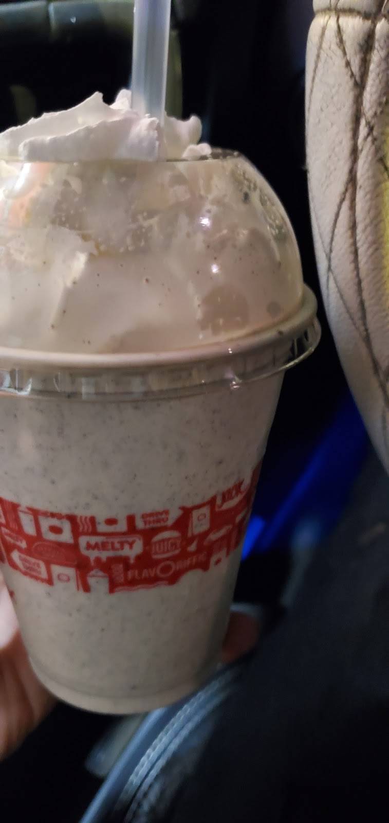 Jack in the Box | restaurant | 550 W Valencia Rd, Tucson, AZ 85706, USA | 5208894422 OR +1 520-889-4422