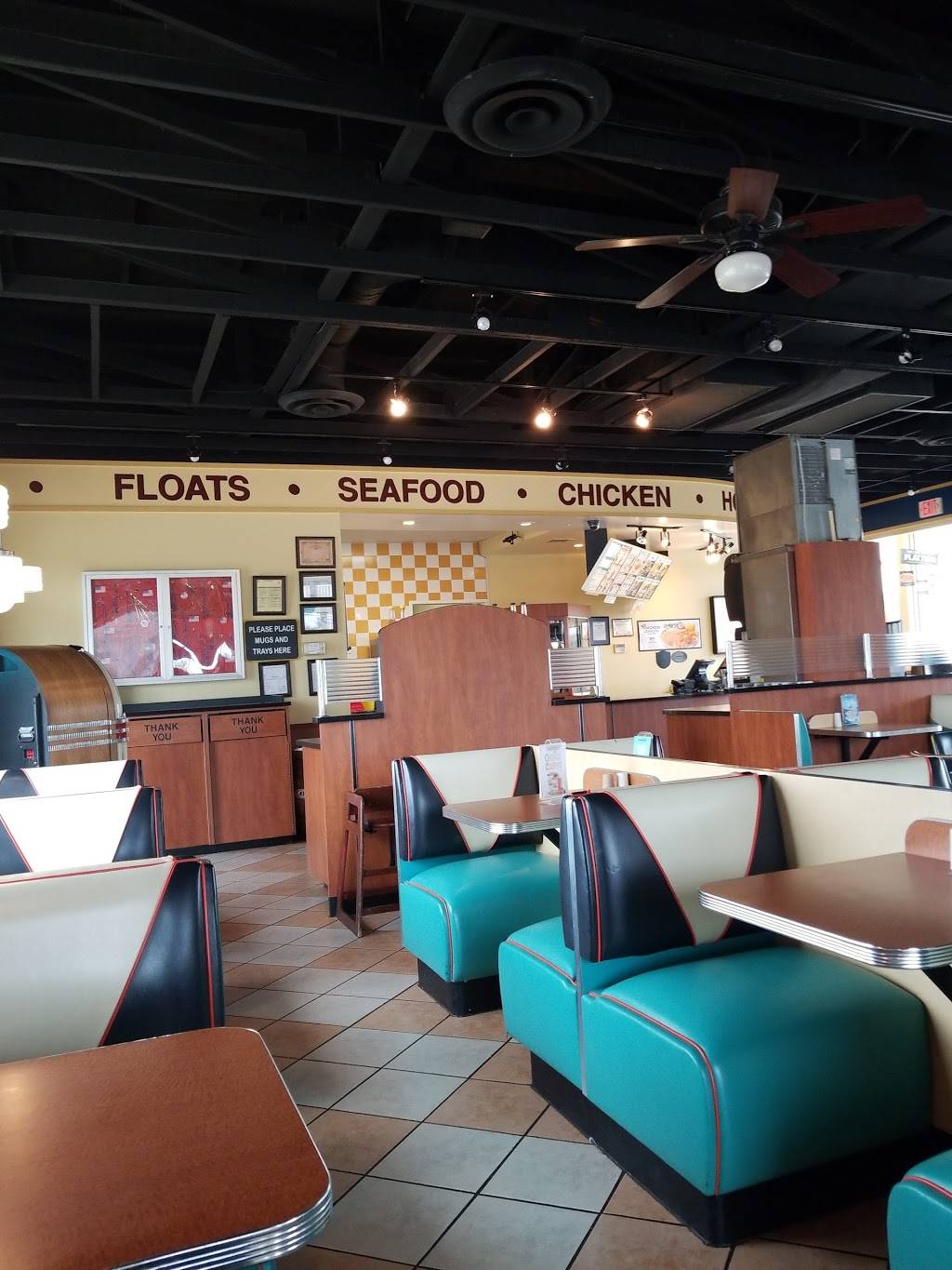 A&W Restaurant | restaurant | 970 Pickwick Rd, Savannah, TN 38372, USA | 7319255560 OR +1 731-925-5560