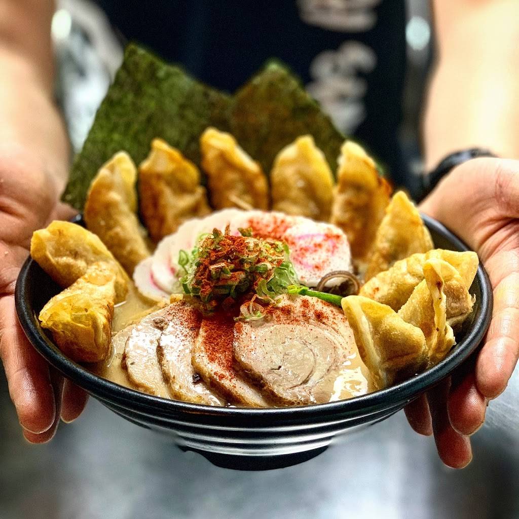 Table to Stix Ramen | restaurant | 1007 Davis St, Evanston, IL 60201, USA | 8478596847 OR +1 847-859-6847