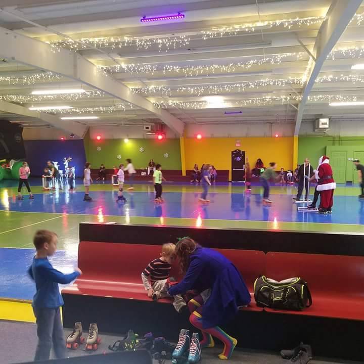 Smoky Mountain Sk8way | restaurant | 19025 Great Smoky Mountains Expy, Waynesville, NC 28786, USA | 8282469124 OR +1 828-246-9124