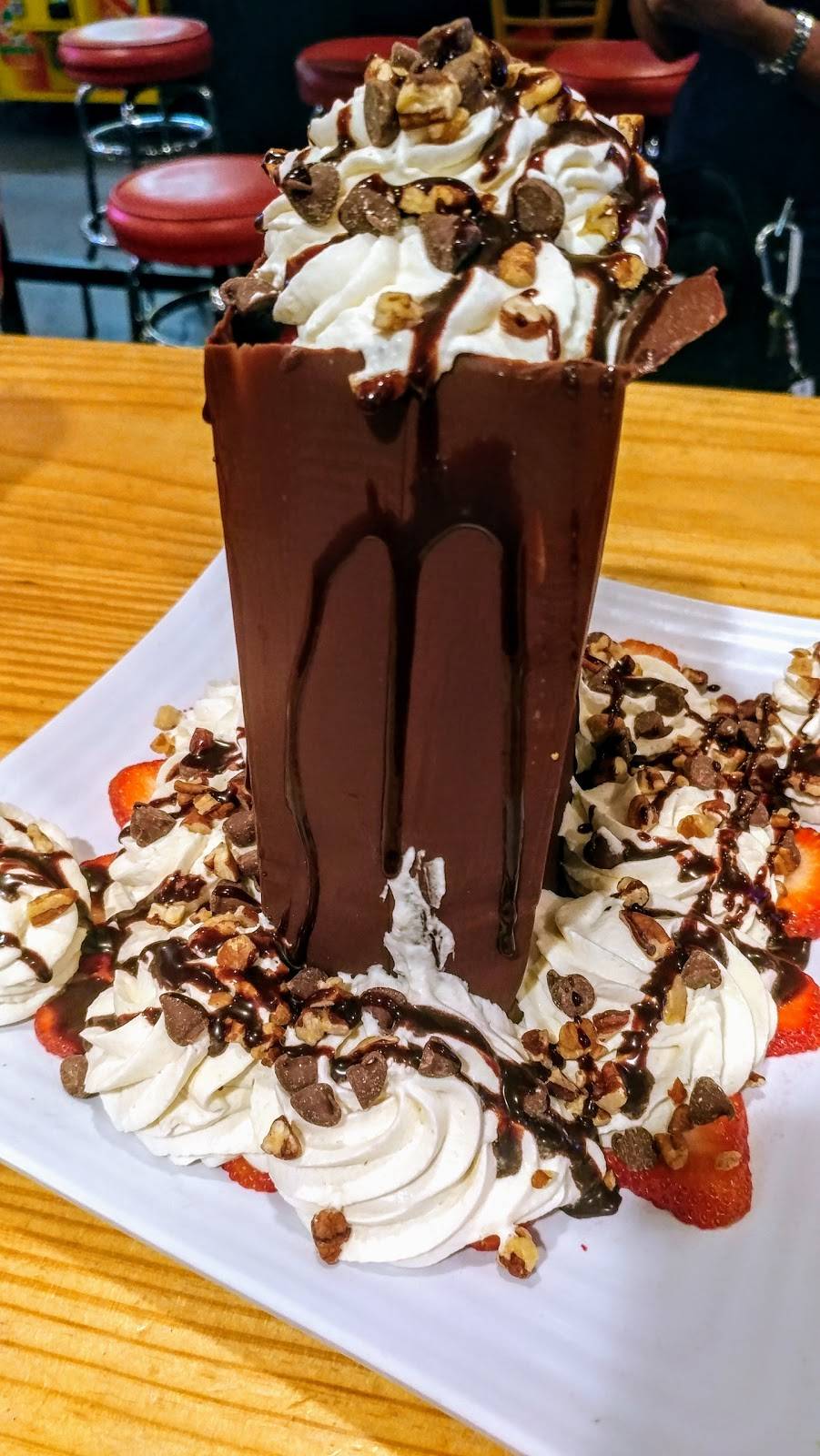 Jax Grill | restaurant | 1613 Shepherd Dr, Houston, TX 77007, USA | 7138615529 OR +1 713-861-5529