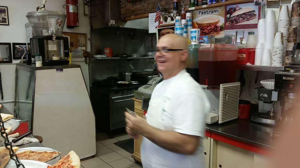 Century Pizzeria | restaurant | 676 Main St, Paterson, NJ 07503, USA | 9733455962 OR +1 973-345-5962