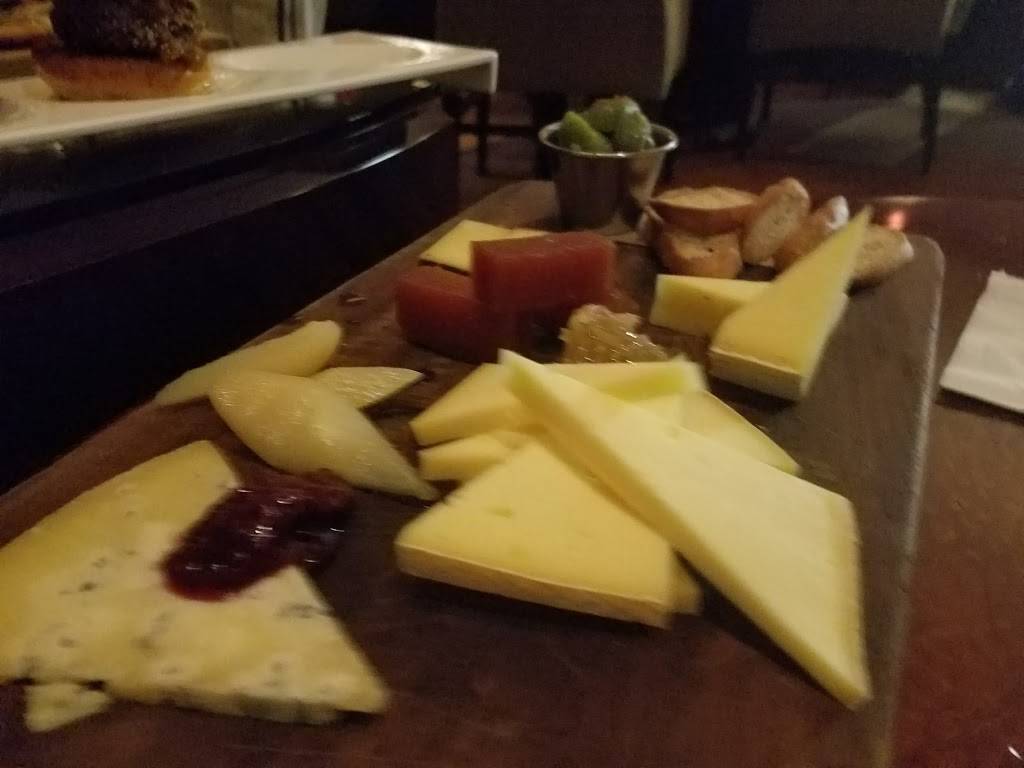 The Lobby Lounge | restaurant | 201 E Trade St, Charlotte, NC 28202, USA | 7045472244 OR +1 704-547-2244