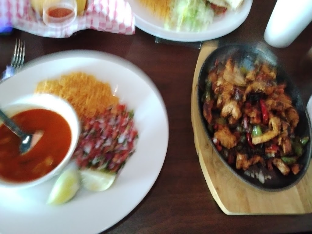 Sin Fronteras Mexican Restaurant | restaurant | 2015 US-181 suite-100, Portland, TX 78374, USA | 3619772088 OR +1 361-977-2088