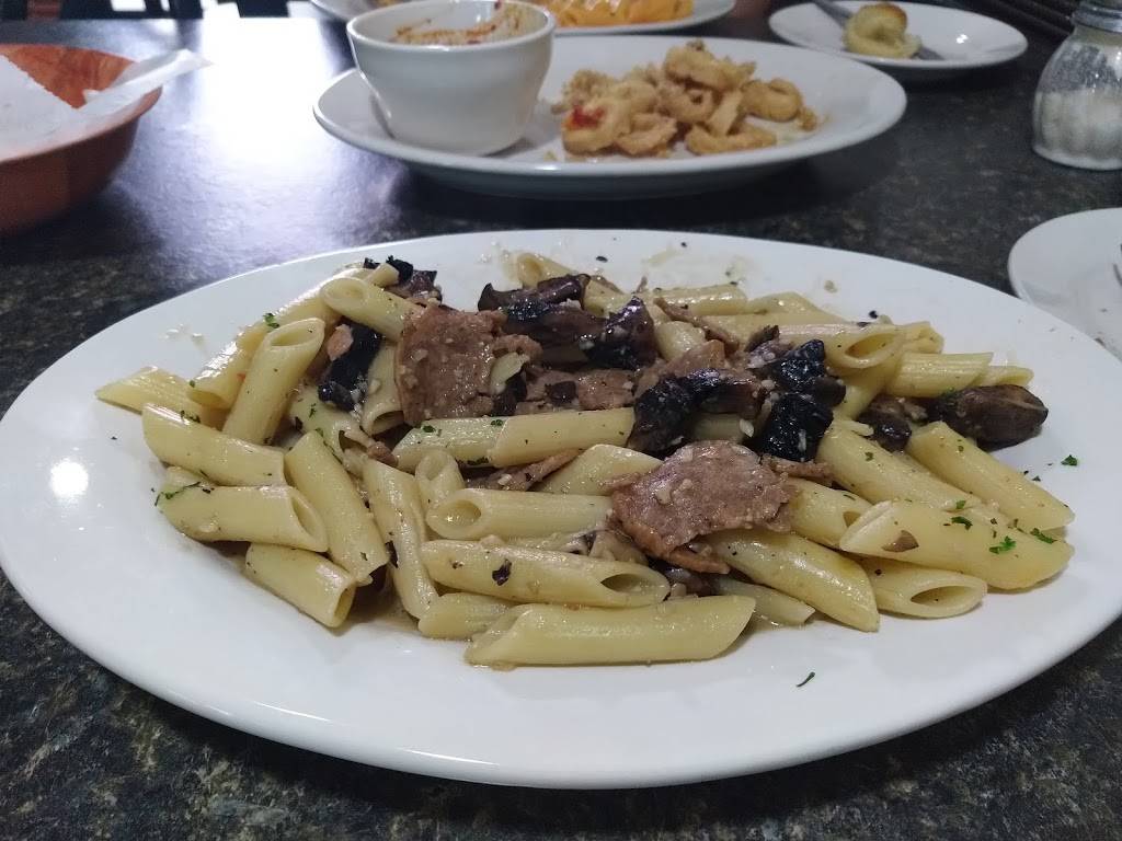 Roccos Pizza Pasta Grill | restaurant | 827 14th St W, Bradenton, FL 34205, USA | 9412260000 OR +1 941-226-0000