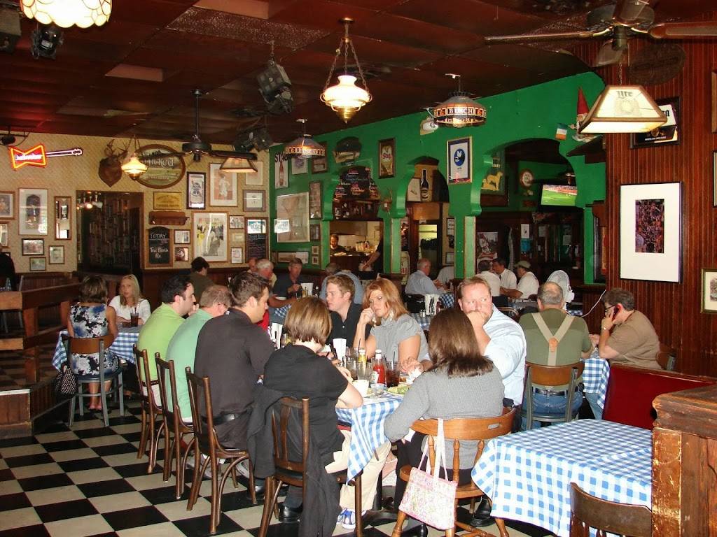 Stagger Inn | restaurant | 104 E Vandalia St, Edwardsville, IL 62025, USA | 6186564221 OR +1 618-656-4221