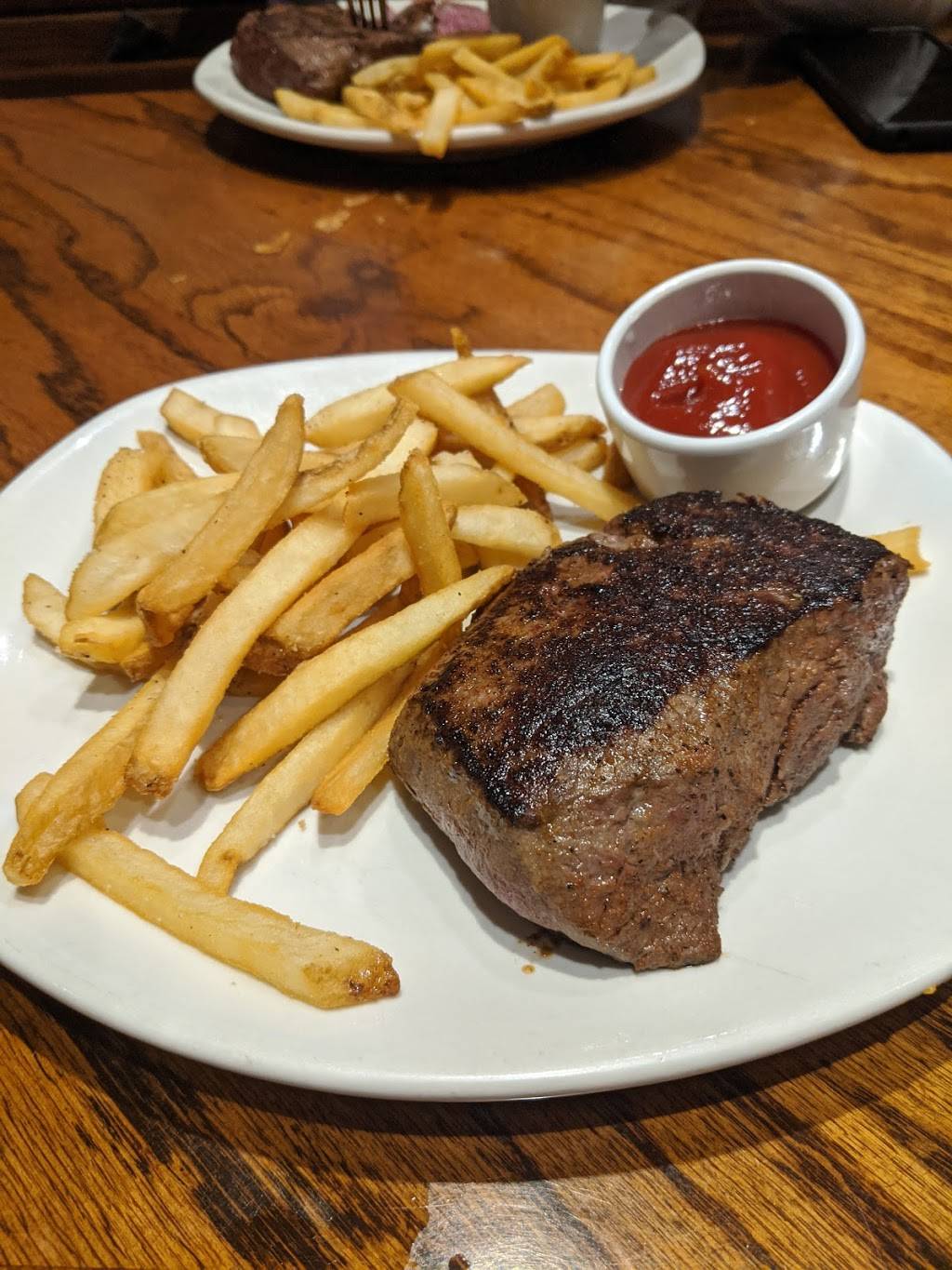 Outback Steakhouse | restaurant | 2066 S Abilene St, Aurora, CO 80014, USA | 3036959600 OR +1 303-695-9600