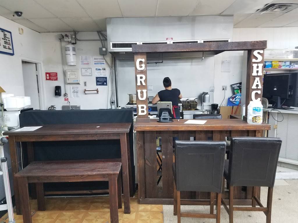 The Grub Shack | restaurant | 621 Woodcrest ln Inside William food mart, Arlington, TX 76010, USA | 5756310194 OR +1 575-631-0194