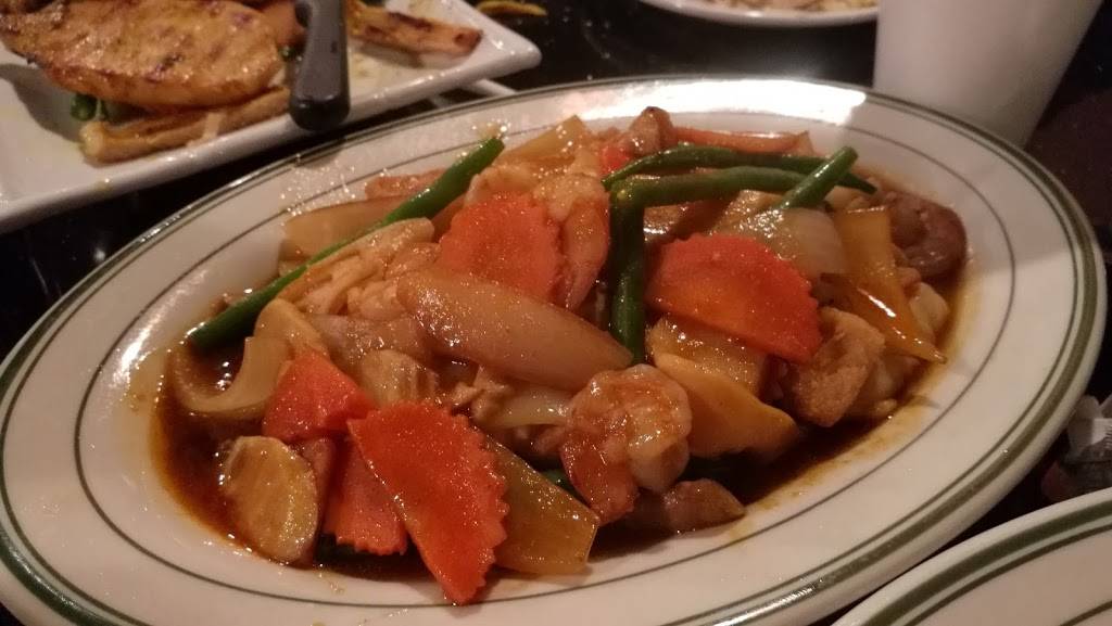 Racha Thai | restaurant | 545 SW Cutoff # G, Worcester, MA 01607, USA | 5087578884 OR +1 508-757-8884