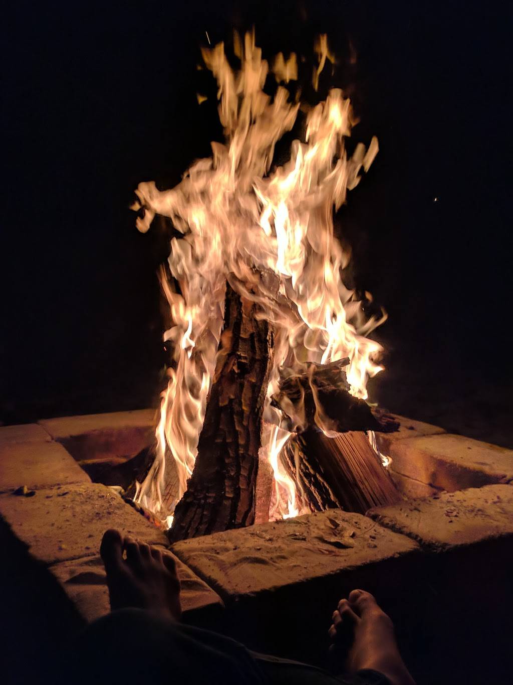 Vikings Den | restaurant | 100 Laguna Dr, Huron, OH 44839, USA | 4194337649 OR +1 419-433-7649