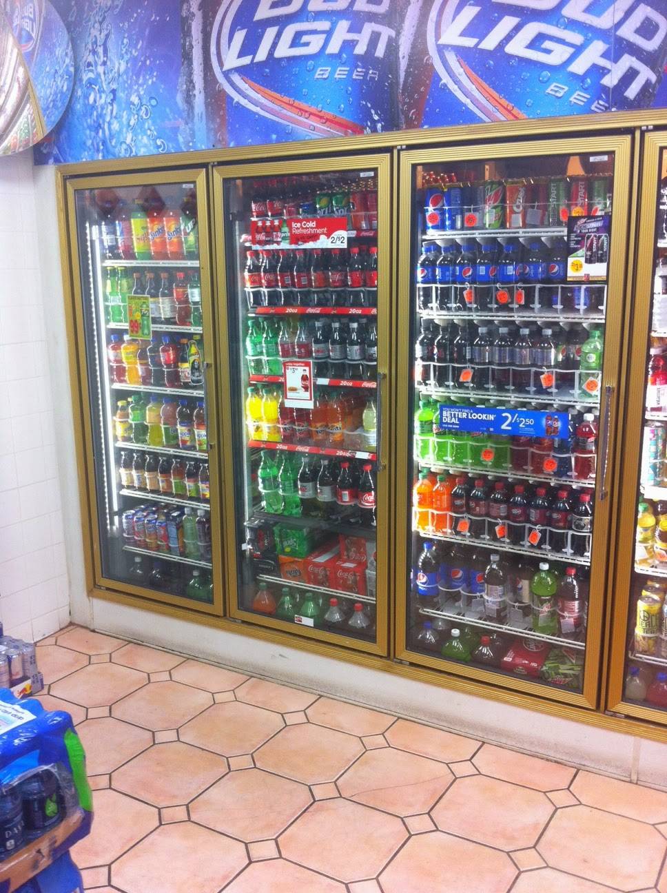 Selma Valero Gas Staion | restaurant | 10610 E Mountain View Ave, Selma, CA 93662, USA | 5598967682 OR +1 559-896-7682