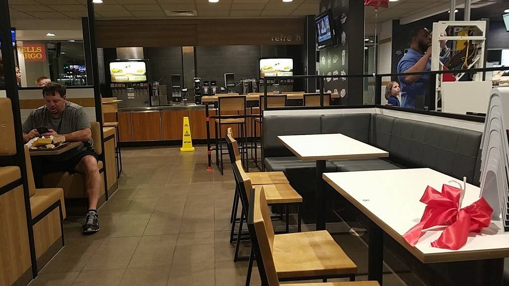 McDonalds | cafe | 17949 Forest Rd, Forest, VA 24551, USA | 4343857879 OR +1 434-385-7879