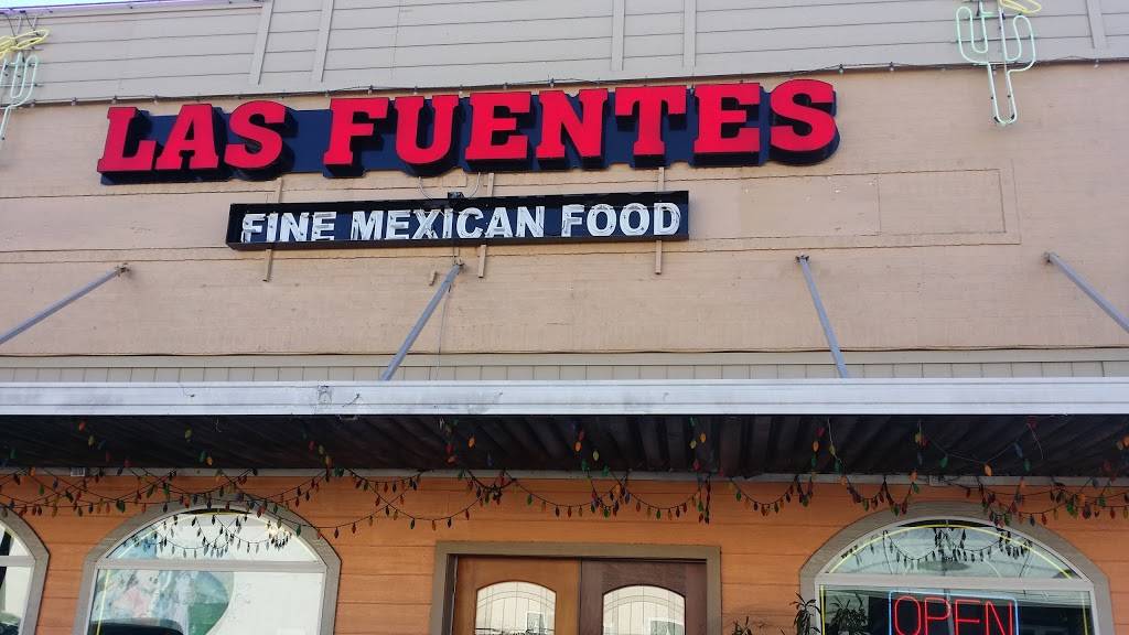 Las Fuentes | restaurant | 213 W Tyler St, Gilmer, TX 75644, USA | 9038436100 OR +1 903-843-6100
