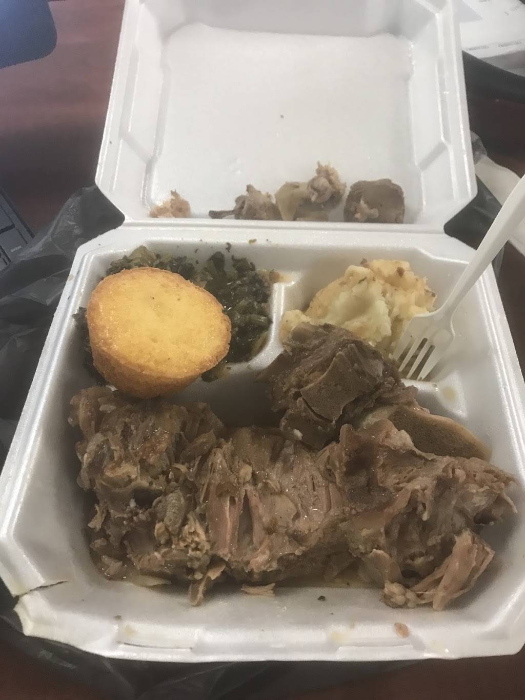 Kingfish Soulfood Bistro | restaurant | 9100 E US Hwy 40, Independence, MO 64055, USA | 3176836638 OR +1 317-683-6638