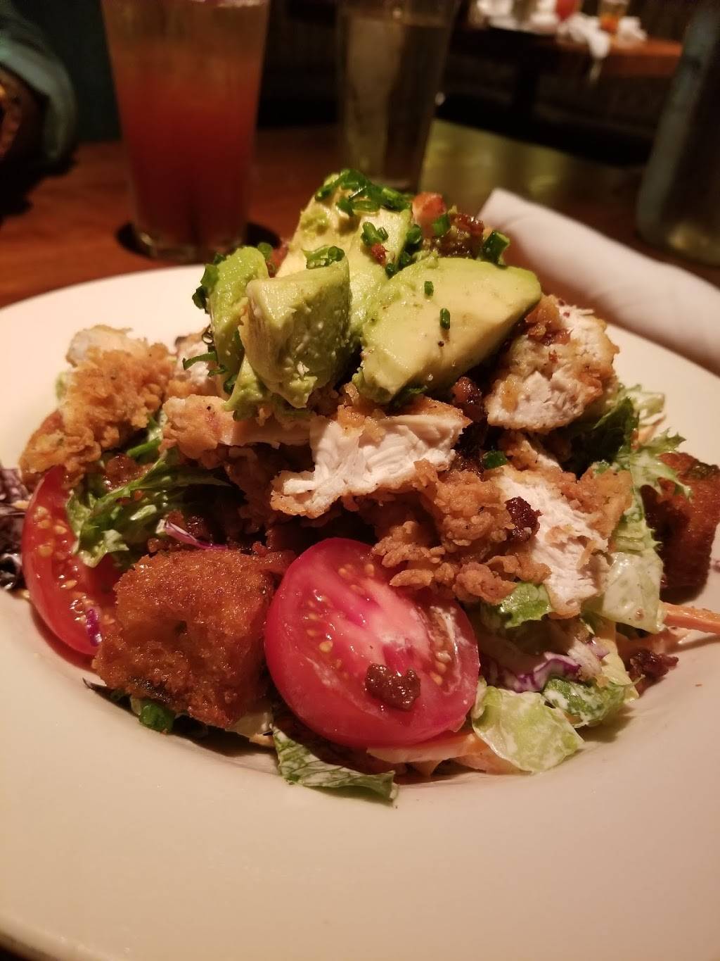 J. Alexanders Redlands Grill | restaurant | 2609 West End Ave #1424, Nashville, TN 37203, USA | 6153409901 OR +1 615-340-9901