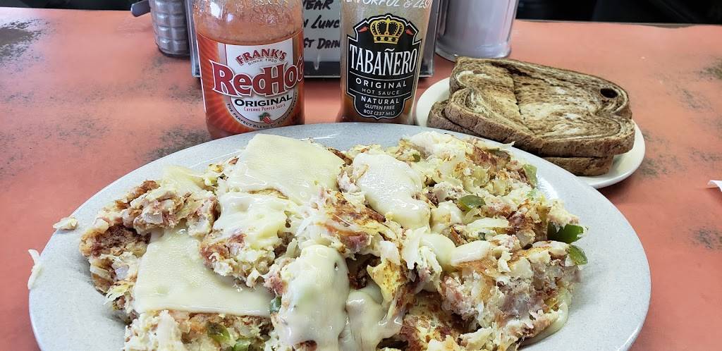 Jerrys Main Lunch | restaurant | 501 S Main St, Burlington, IA 52601, USA | 3197523750 OR +1 319-752-3750