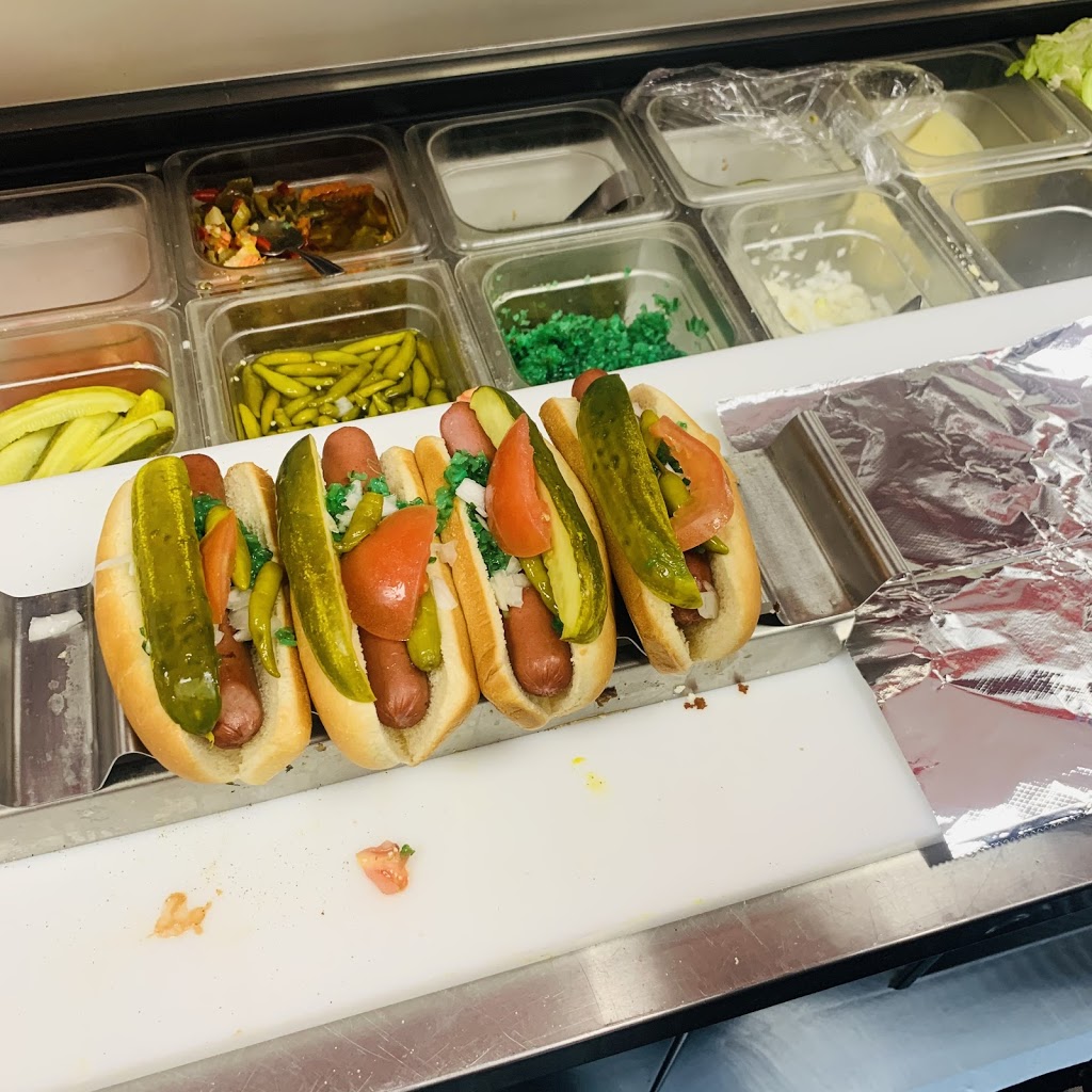 HOOT DOGS | restaurant | 150 Bartlett Plaza, Bartlett, IL 60103, USA | 8554668364 OR +1 855-466-8364