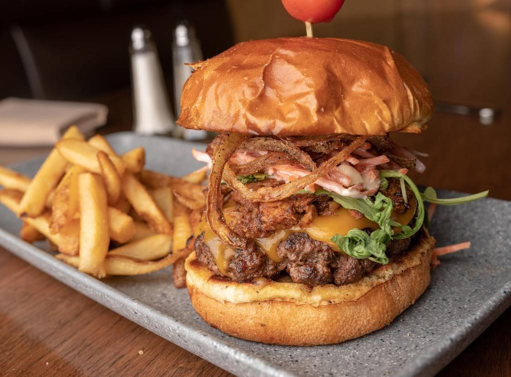 Urban Nomads Asian American BBQ | restaurant | 2439 N Clark St, Chicago, IL 60614, USA | 7738577070 OR +1 773-857-7070