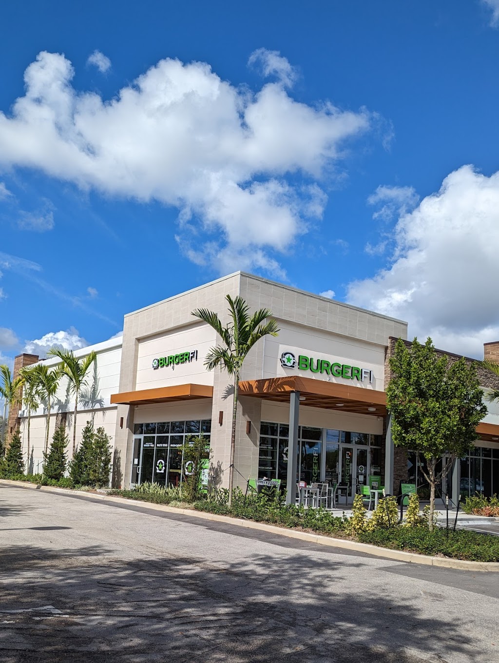 BurgerFI | restaurant | 2535 S State Rd 7 Unit 110, Wellington, FL 33414, USA | 5614374560 OR +1 561-437-4560