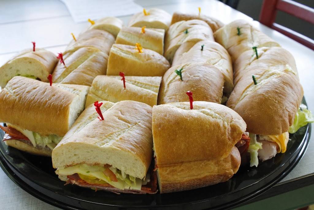 The Eatery & More | restaurant | 622 N Pike Road, Cabot, PA 16023, USA | 7243520308 OR +1 724-352-0308