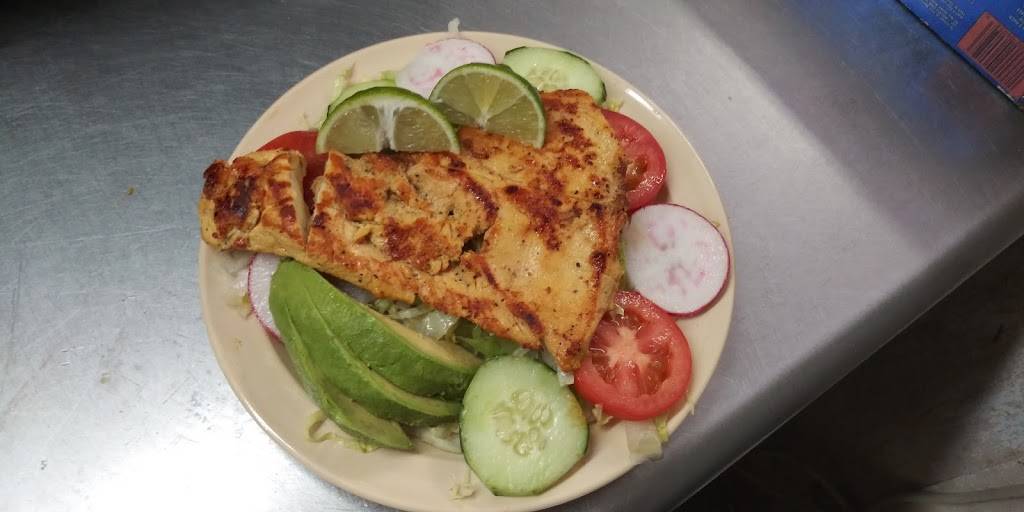 Taqueria y pupuseria La Fuente | restaurant | 9927 Irvington Blvd, Houston, TX 77076, USA | 7138848431 OR +1 713-884-8431