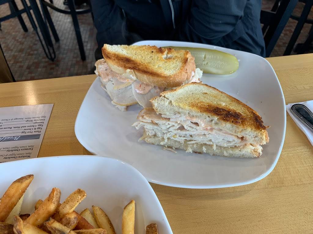 Gateway Deli | restaurant | 1175 E 14 Mile Rd, Troy, MI 48083, USA | 2483079266 OR +1 248-307-9266