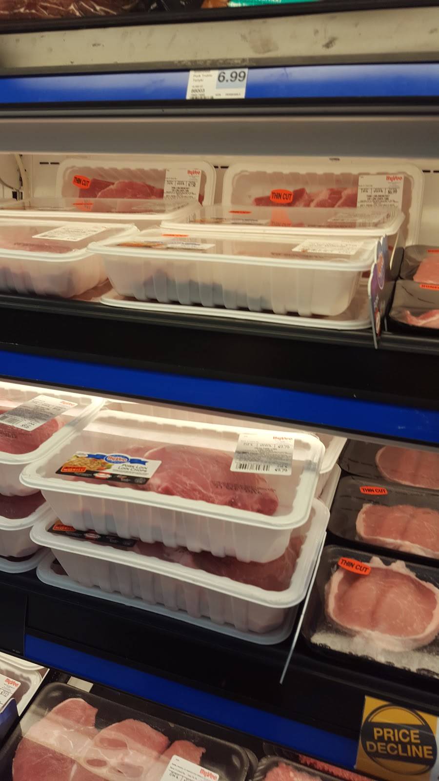 Hy-Vee Market Grille Express | restaurant | 2351 W Locust St, Davenport, IA 52804, USA | 5633231598 OR +1 563-323-1598