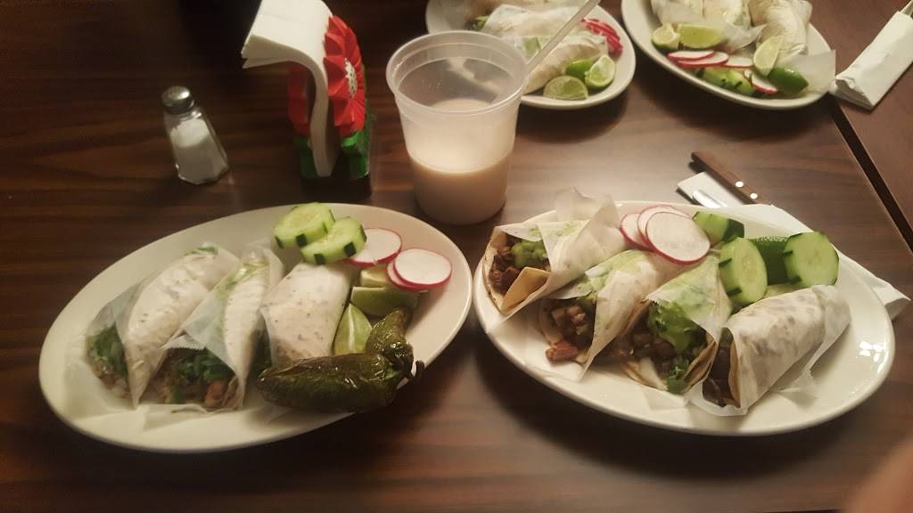 Que Rico Taco! | restaurant | 3307 89th St, Jackson Heights, NY 11372, USA | 7186394202 OR +1 718-639-4202