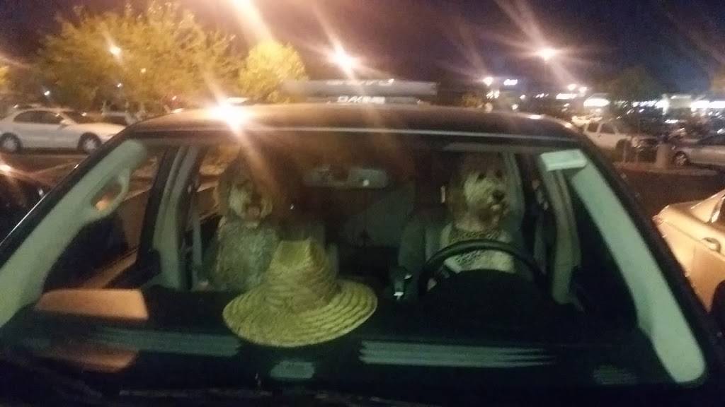 Round Table Pizza | meal delivery | 32525 Golden Lantern, Dana Point, CA 92629, USA | 9494969800 OR +1 949-496-9800