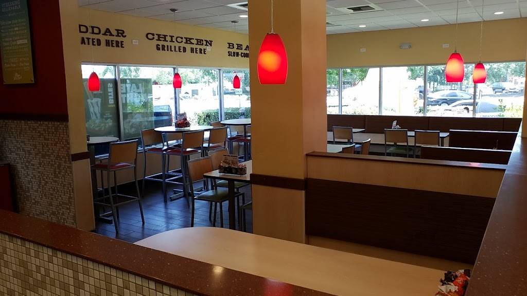 Del Taco | meal takeaway | 1415 Hillman St, Tulare, CA 93274, USA | 5596879058 OR +1 559-687-9058